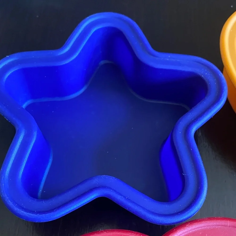 KitchenAid Multicolor Holiday Silicone Baking Molds. Set of 5. Oven Safe.